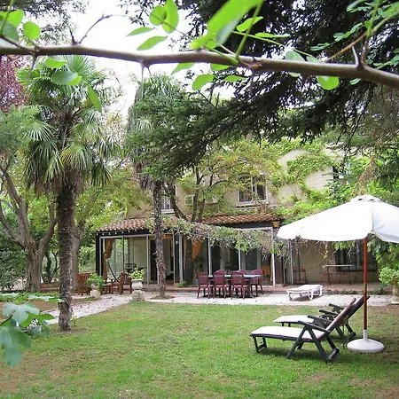 Holiday home Spacious In With Swimming Pool Narbonne
